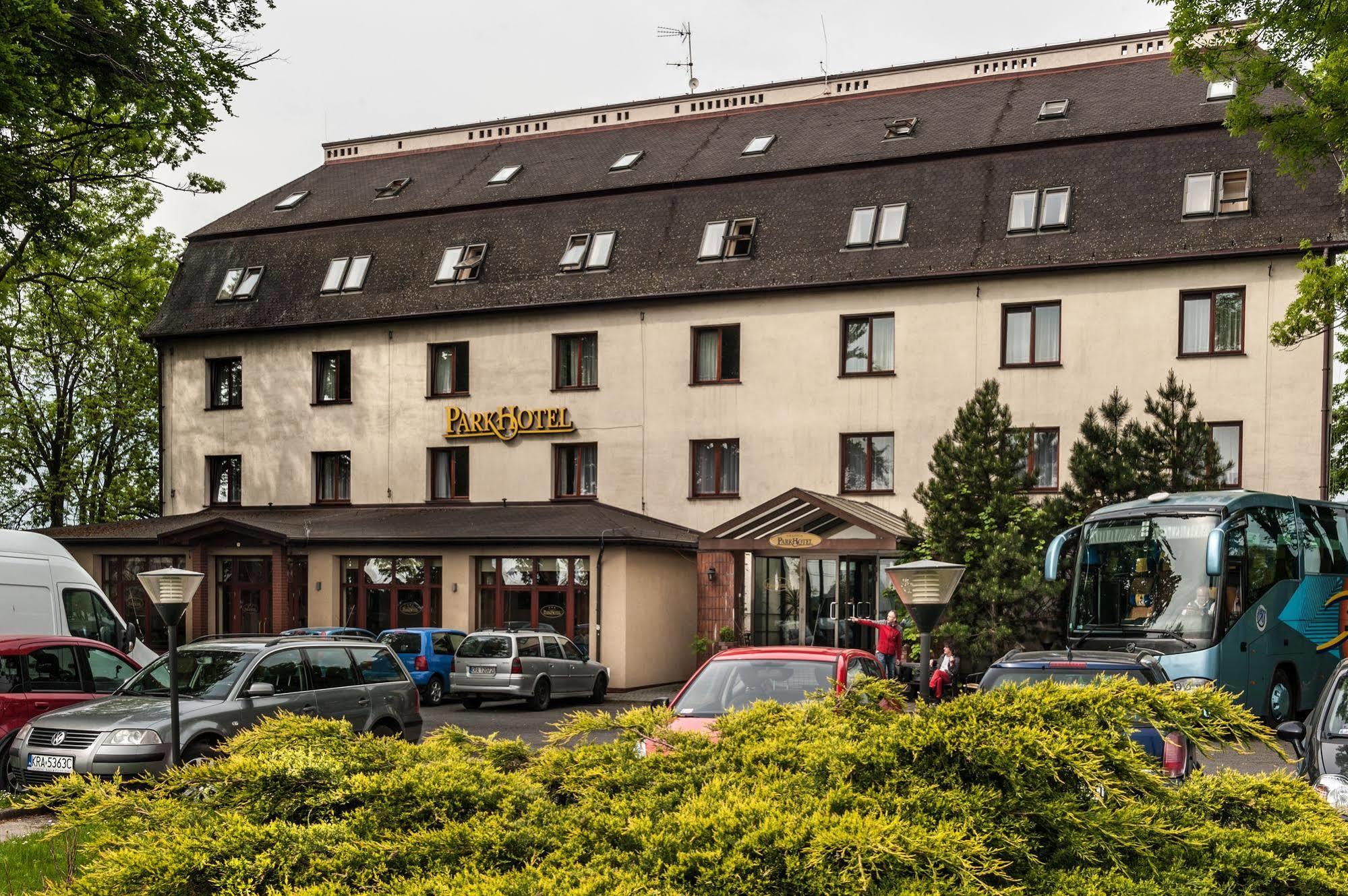 经济型公园酒店 Wielka Wies  外观 照片