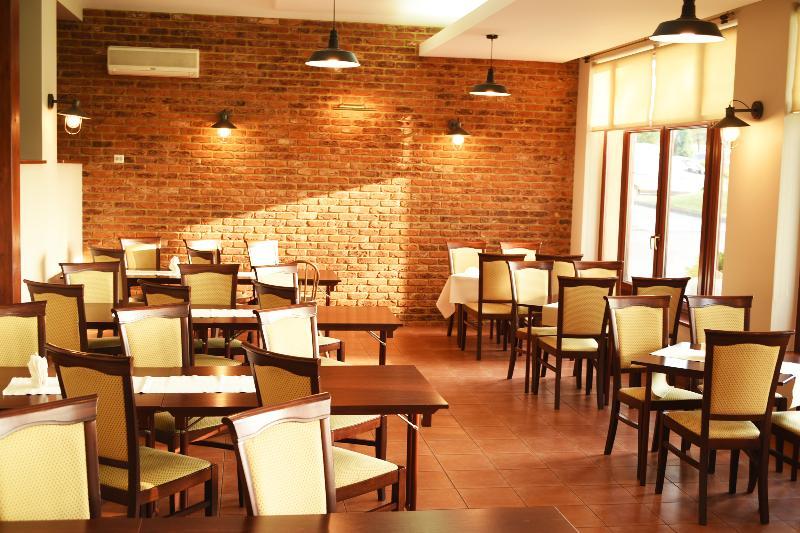 经济型公园酒店 Wielka Wies  外观 照片